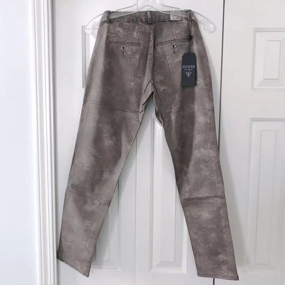 Guess NWT Berta Chino Skinny Leg Low Rise - Picture 3 of 4